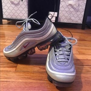 Air vapor max